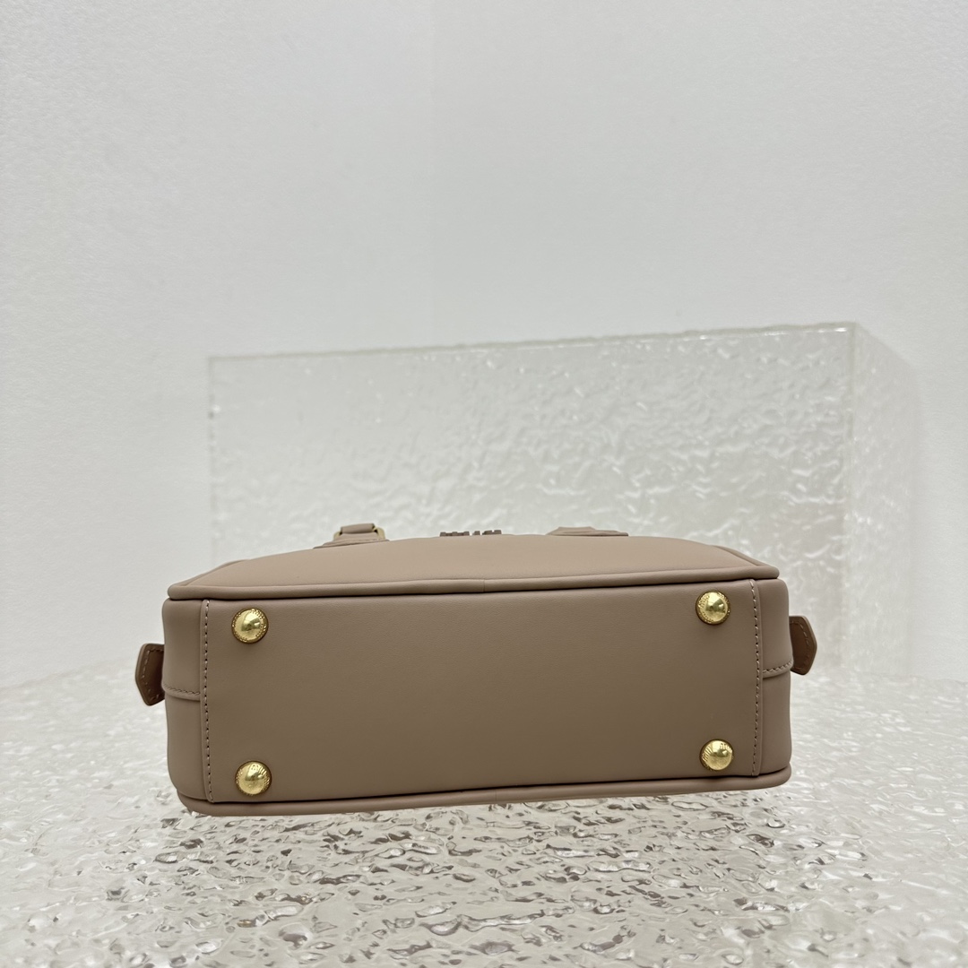 Miu Miu Arcadie Leather Bag - DopestKickz