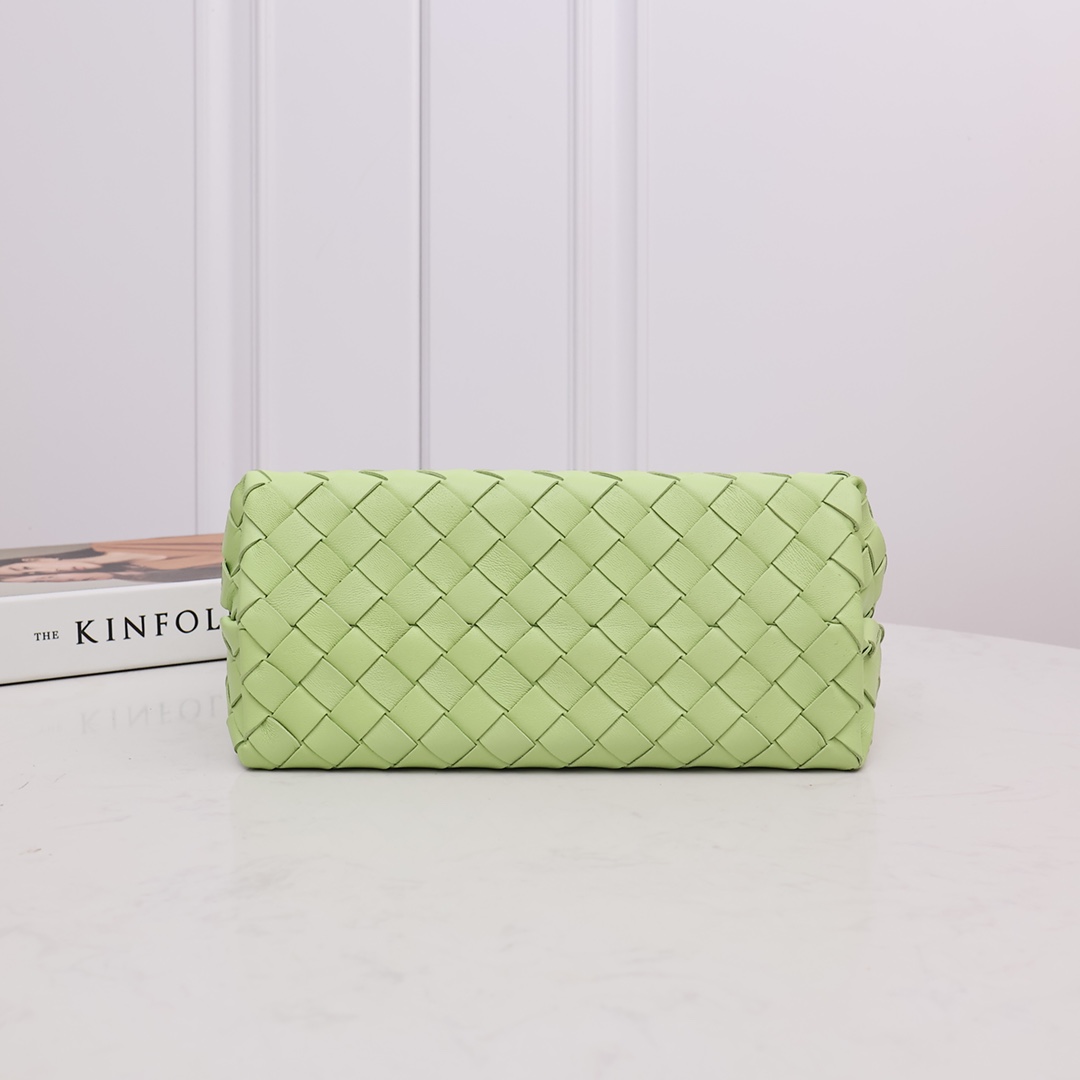 Bottega Veneta Small Andiamo - DopestKickz