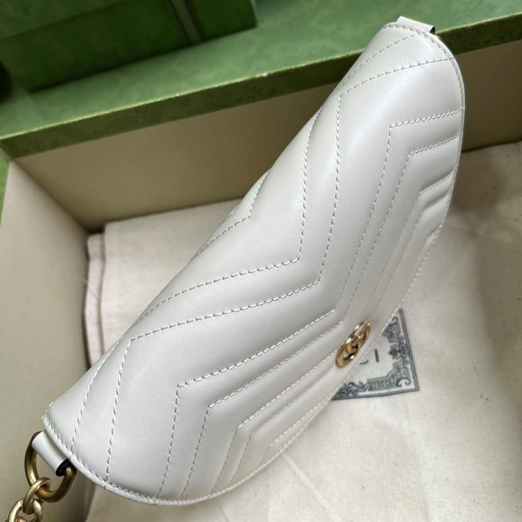 Gucci GG Marmont Matelasse Chain Mini Bag (20x 14.5x 4cm) - DopestKickz