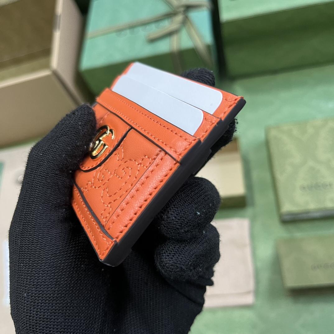 Gucci GG Matelasse Card Case - DopestKickz