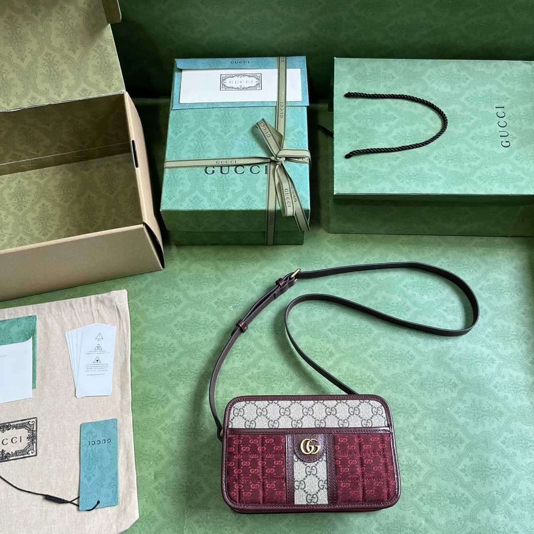 Gucci Mini GG Canvas Mini Shoulder Bag (21.5x 14x 7cm) - DopestKickz