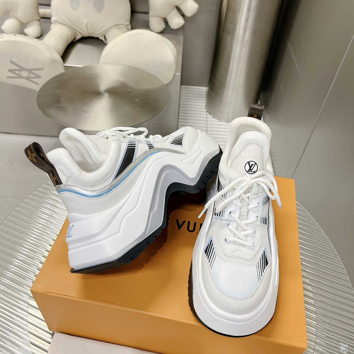 Louis Vuitton LV Archlight 2.0 Platform Sneaker    1ABI0L - DopestKickz