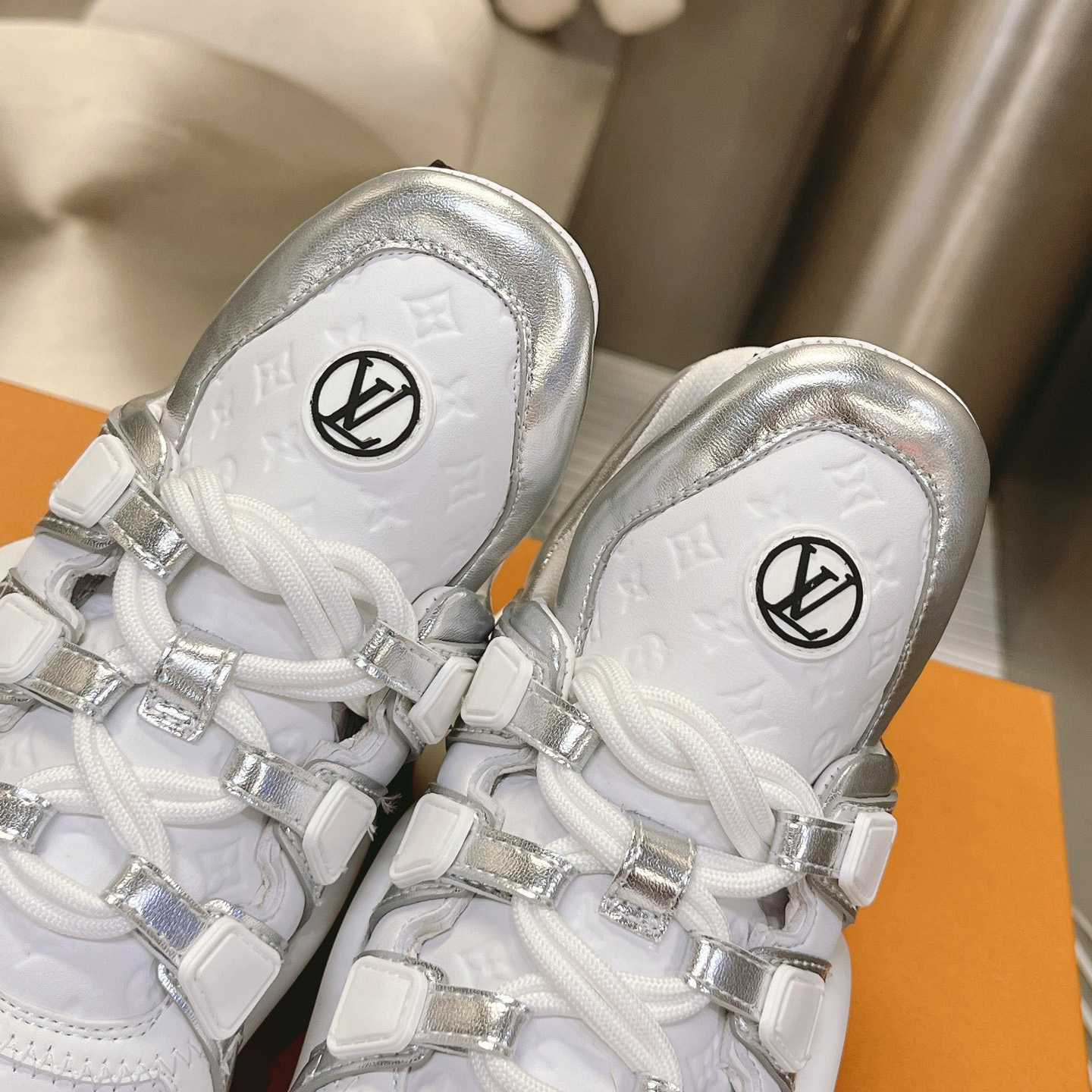 Louis Vuitton LV Archlight Sneaker     1ABVFN - DopestKickz