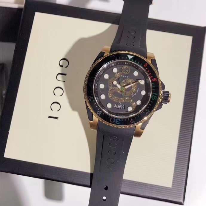 Gucci Dive Gold Plated Snake Dial - DopestKickz