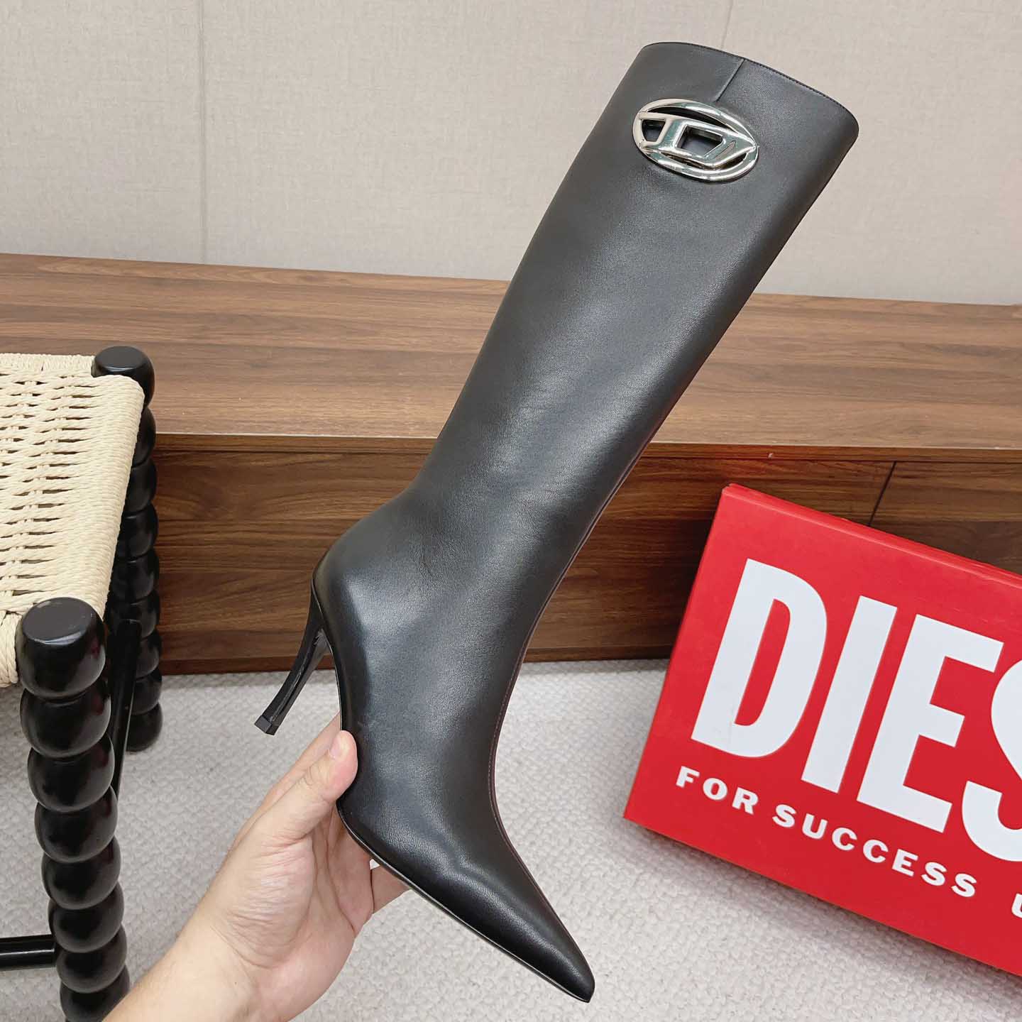 Diesel D-Venus HBT - Leather Boots With Oval D Plaque - DopestKickz
