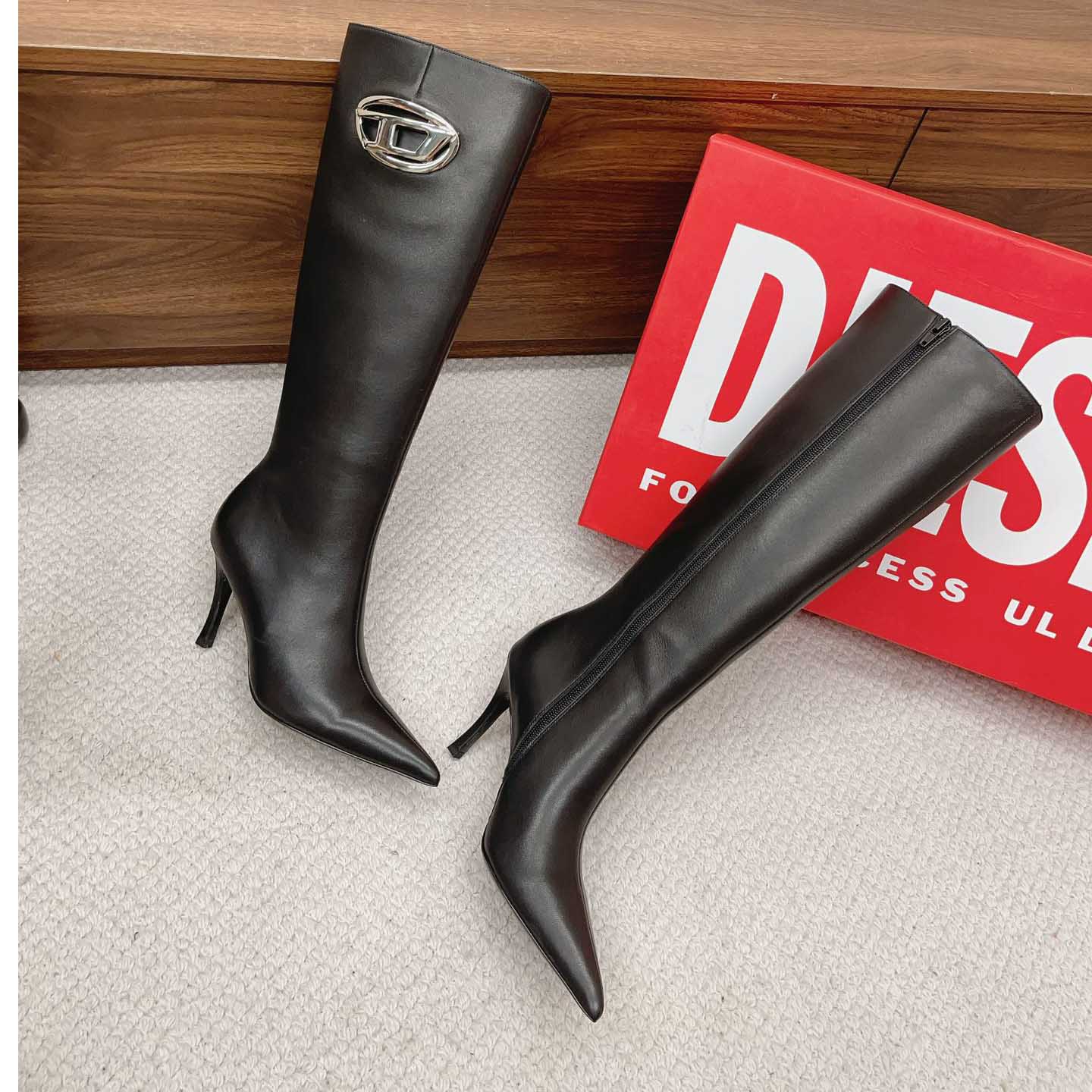 Diesel D-Venus HBT - Leather Boots With Oval D Plaque - DopestKickz