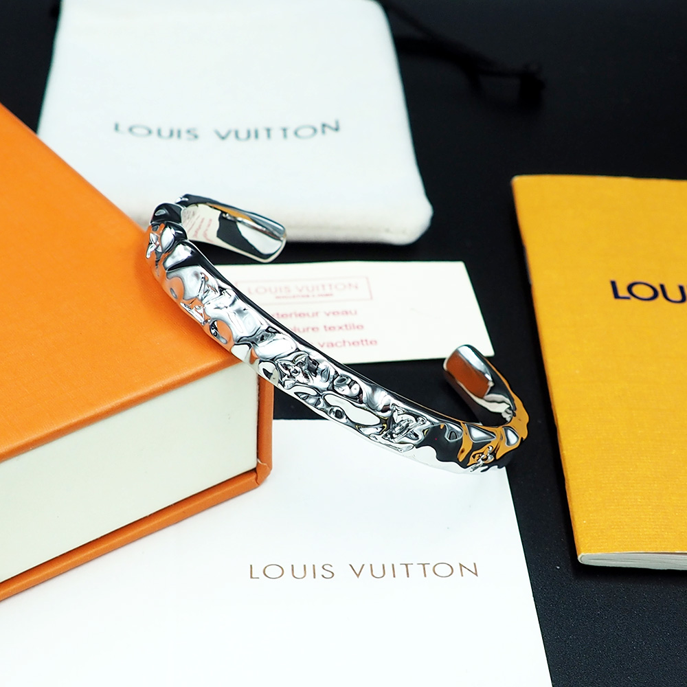 Louis Vuitton Monogram Jonc - DopestKickz