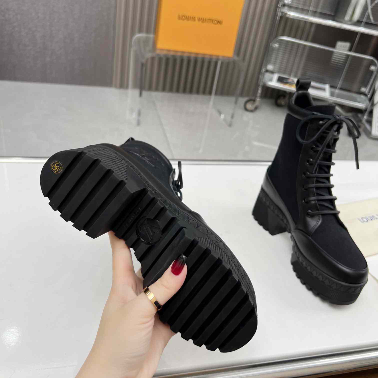 Louis Vuitton Laureate Platform Desert Boot - DopestKickz