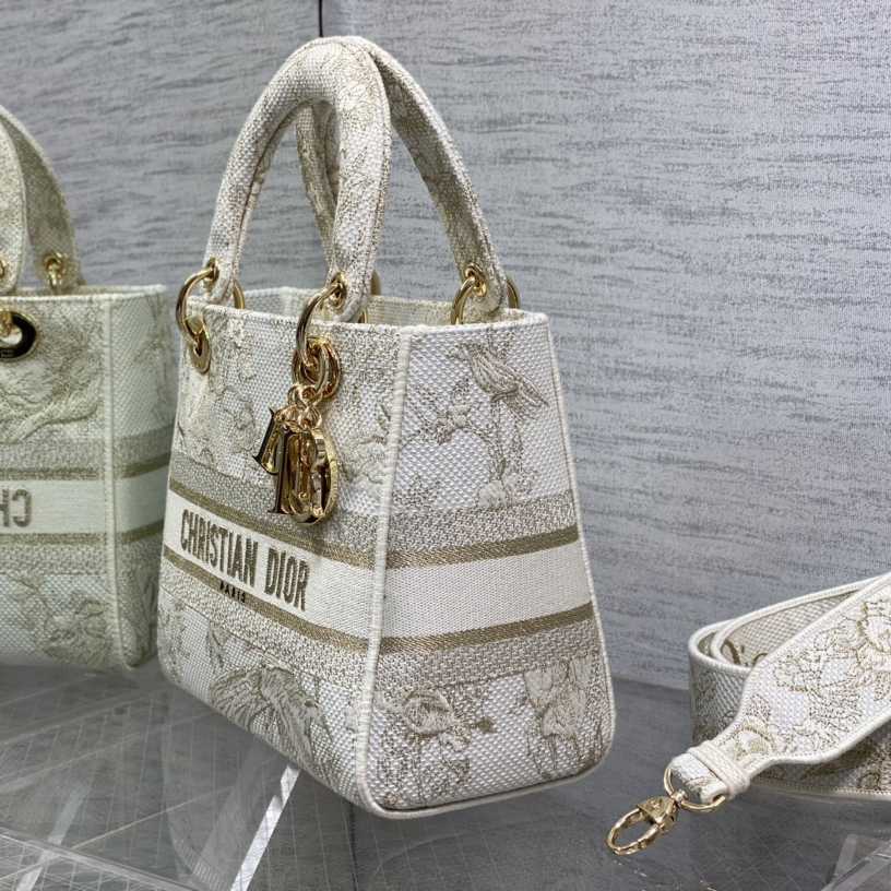Dior Medium Embroidered Lady D-lite Bag - DopestKickz