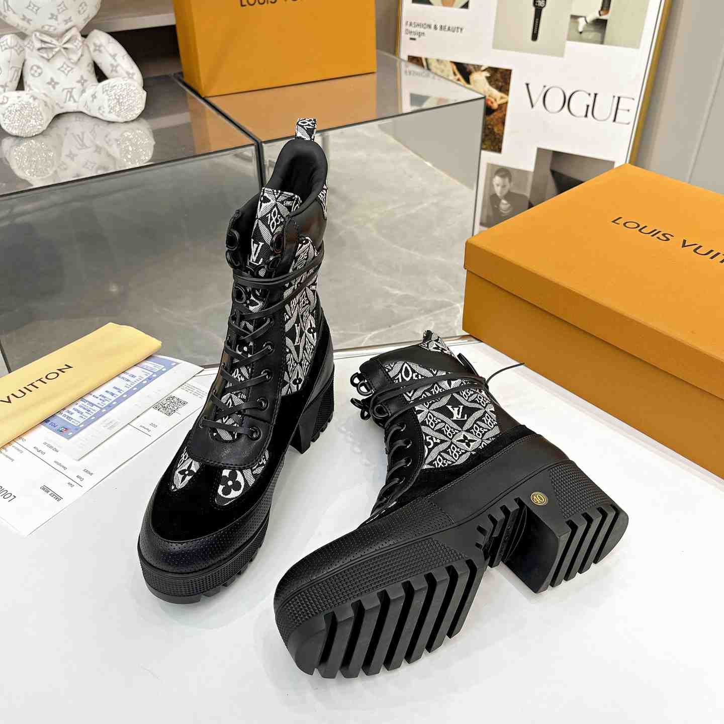 Louis Vuitton Laureate Platform Desert Boots  - DopestKickz