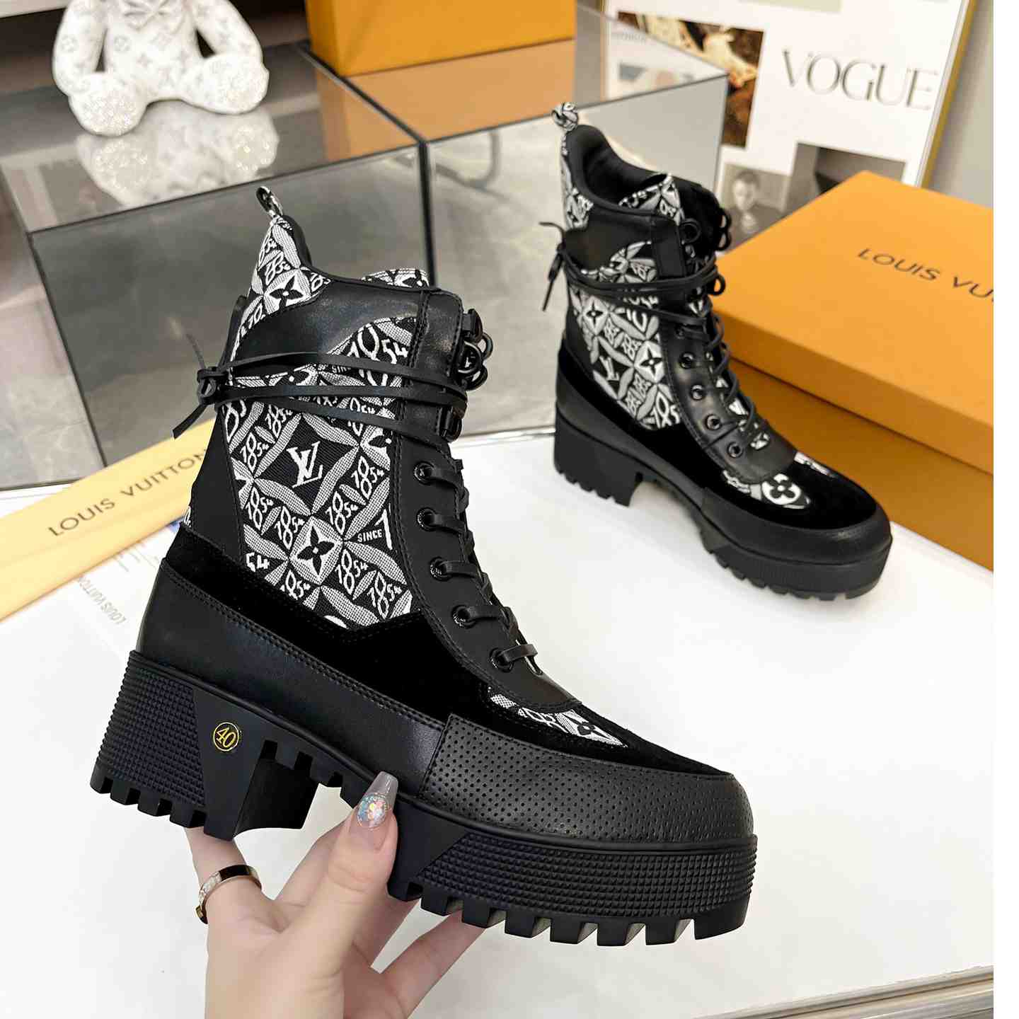 Louis Vuitton Laureate Platform Desert Boots  - DopestKickz