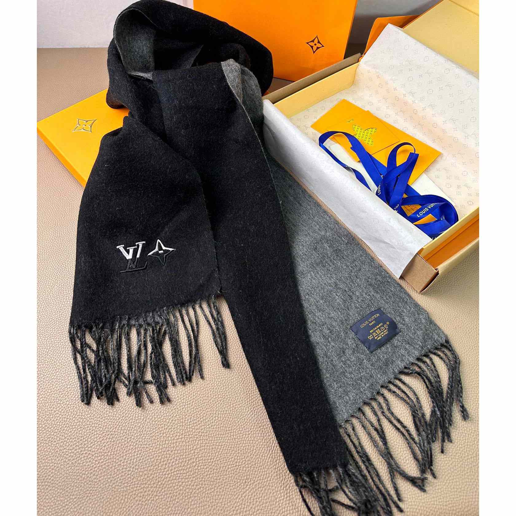 Louis Vitton LV Dual Scarf - DopestKickz
