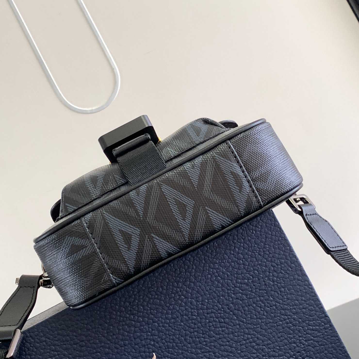 Dior Mini Dior Hit The Road Bag - DopestKickz