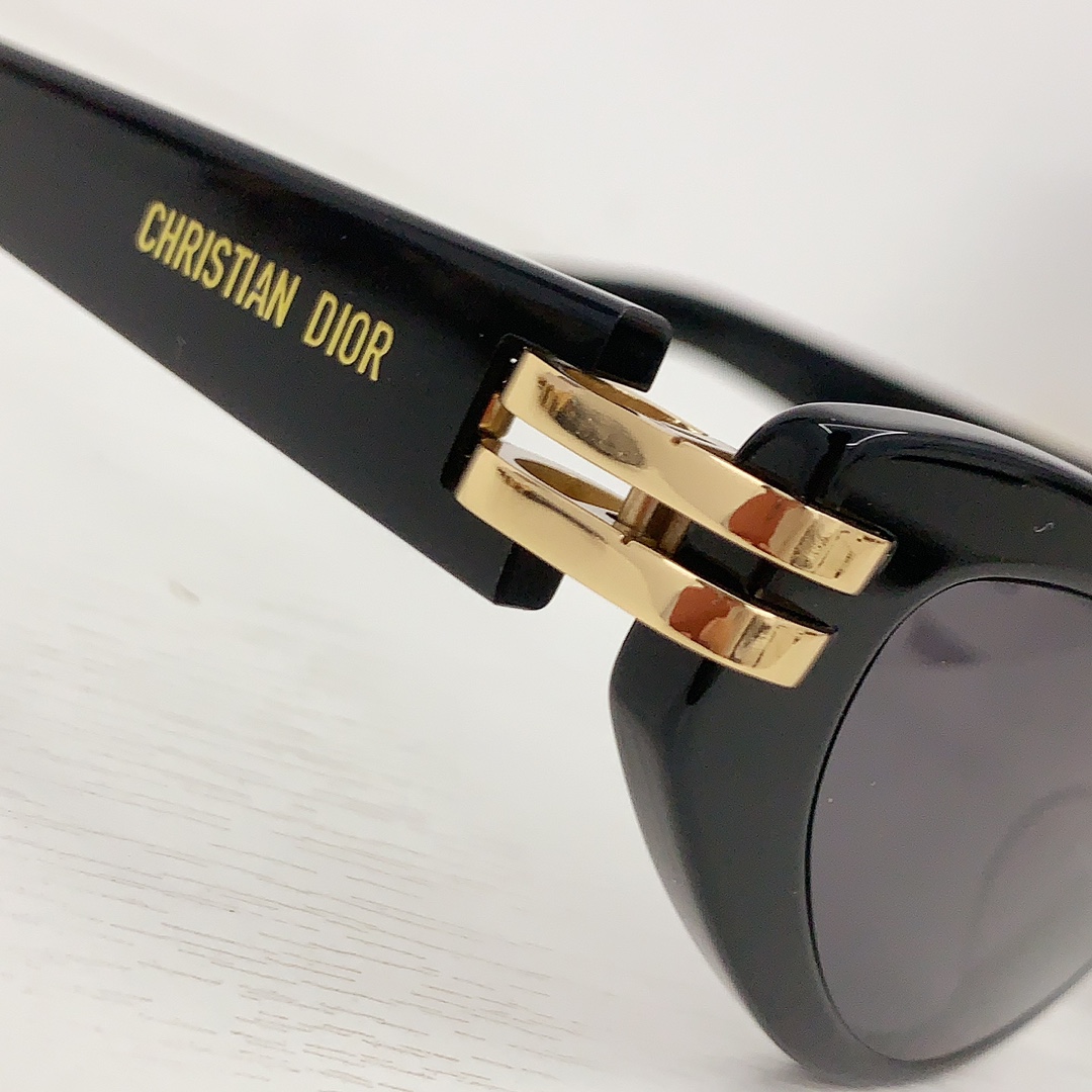 Dior CDior B1U Sunglasses - DopestKickz