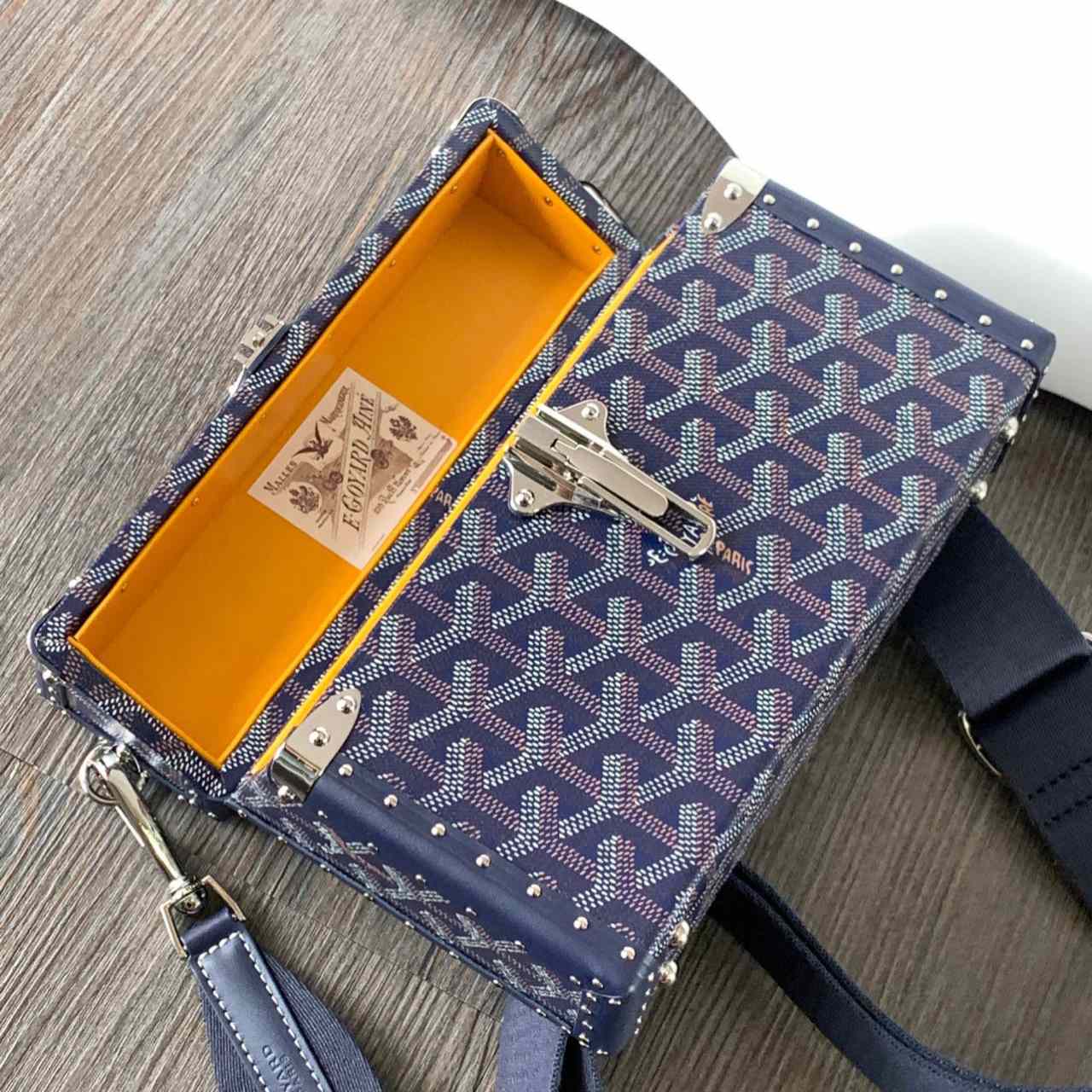 Goyard Bag Trunk Monogram Leather (21-15-6.5cm) - DopestKickz