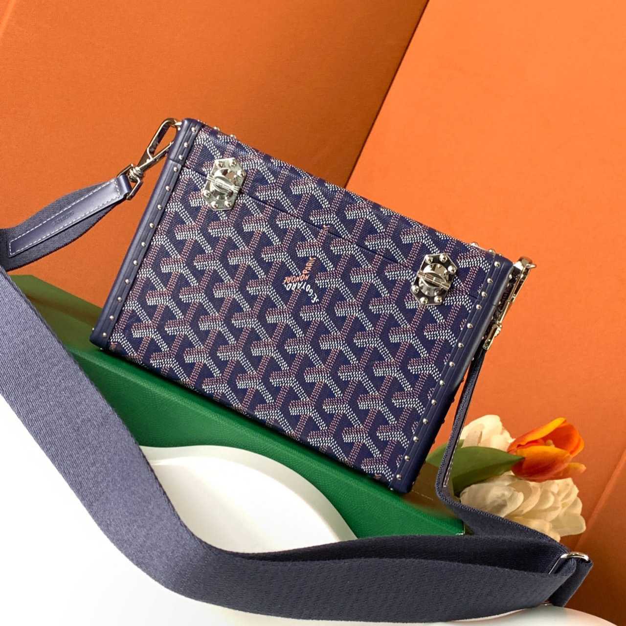 Goyard Bag Trunk Monogram Leather (21-15-6.5cm) - DopestKickz