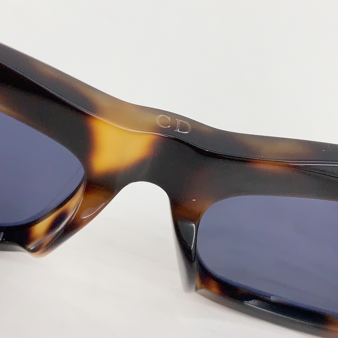 Dior CDior B2U Sunglasses - DopestKickz
