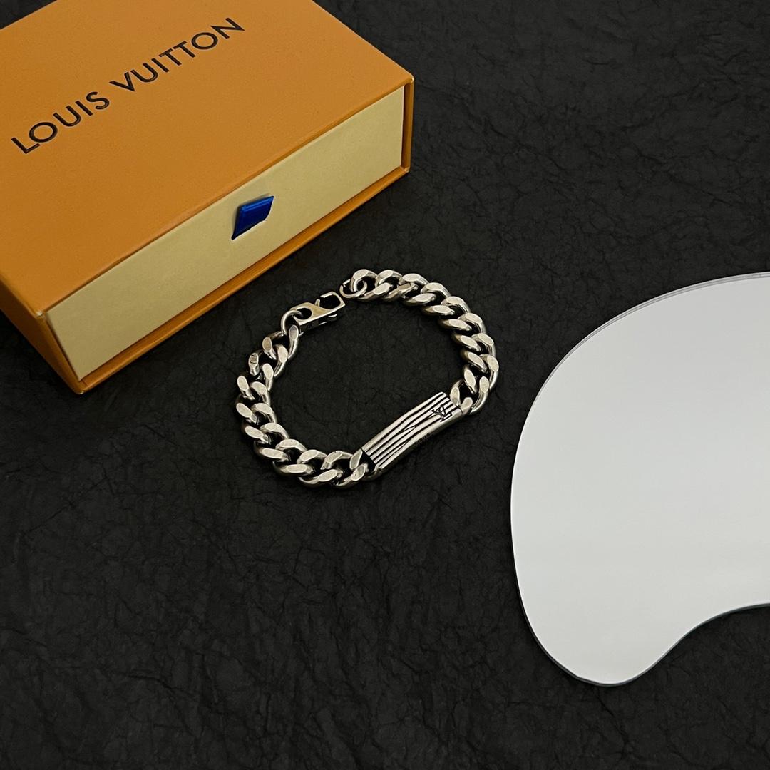 Louis Vuitton LV Epi Bracelet - DopestKickz