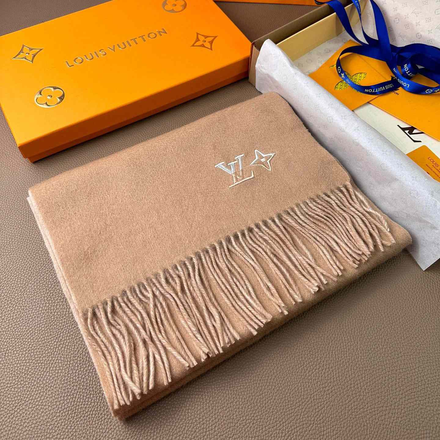 Louis Vitton LV Dual Scarf - DopestKickz