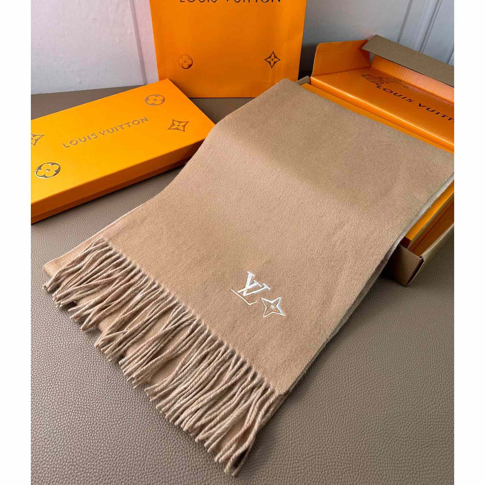 Louis Vitton LV Dual Scarf - DopestKickz