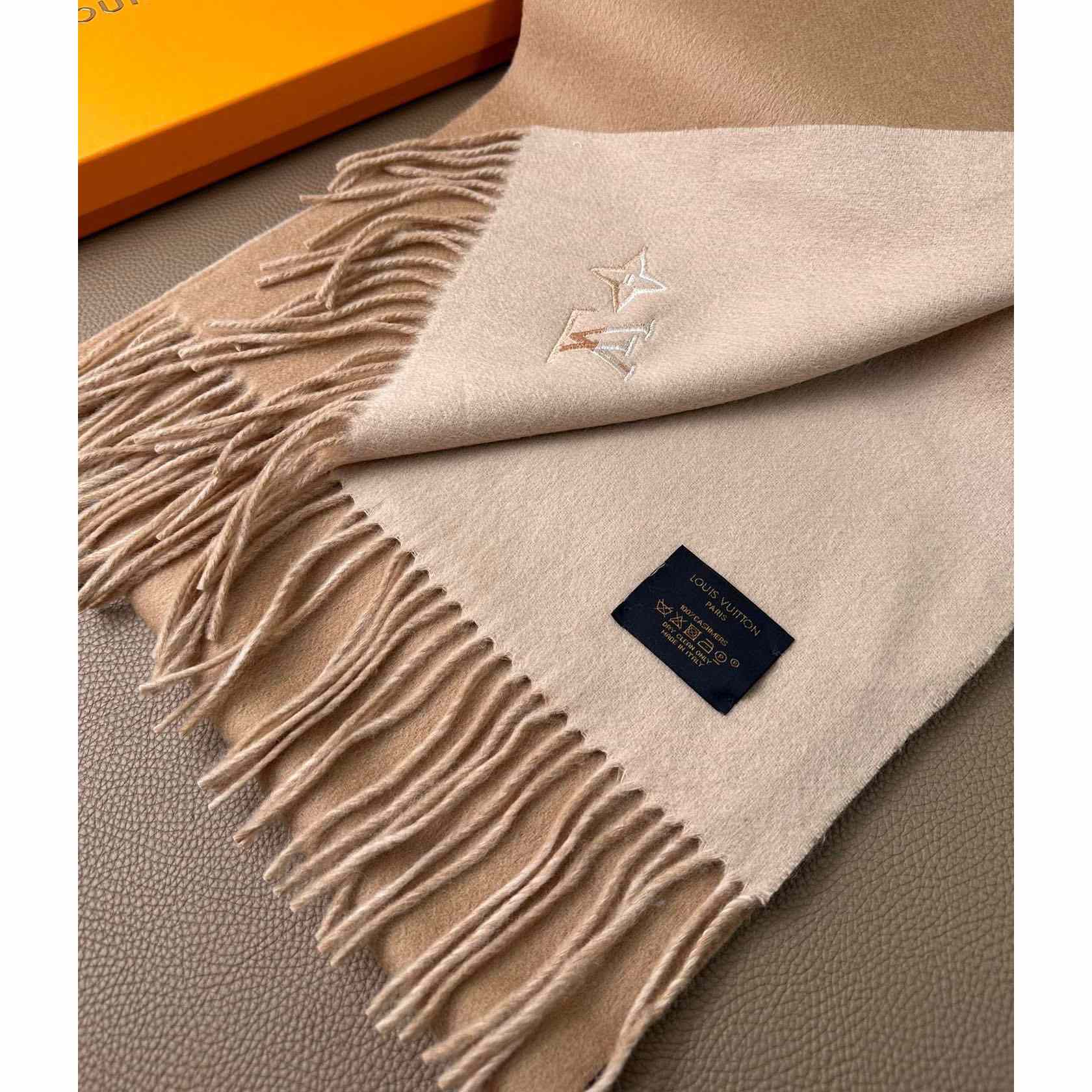 Louis Vitton LV Dual Scarf - DopestKickz