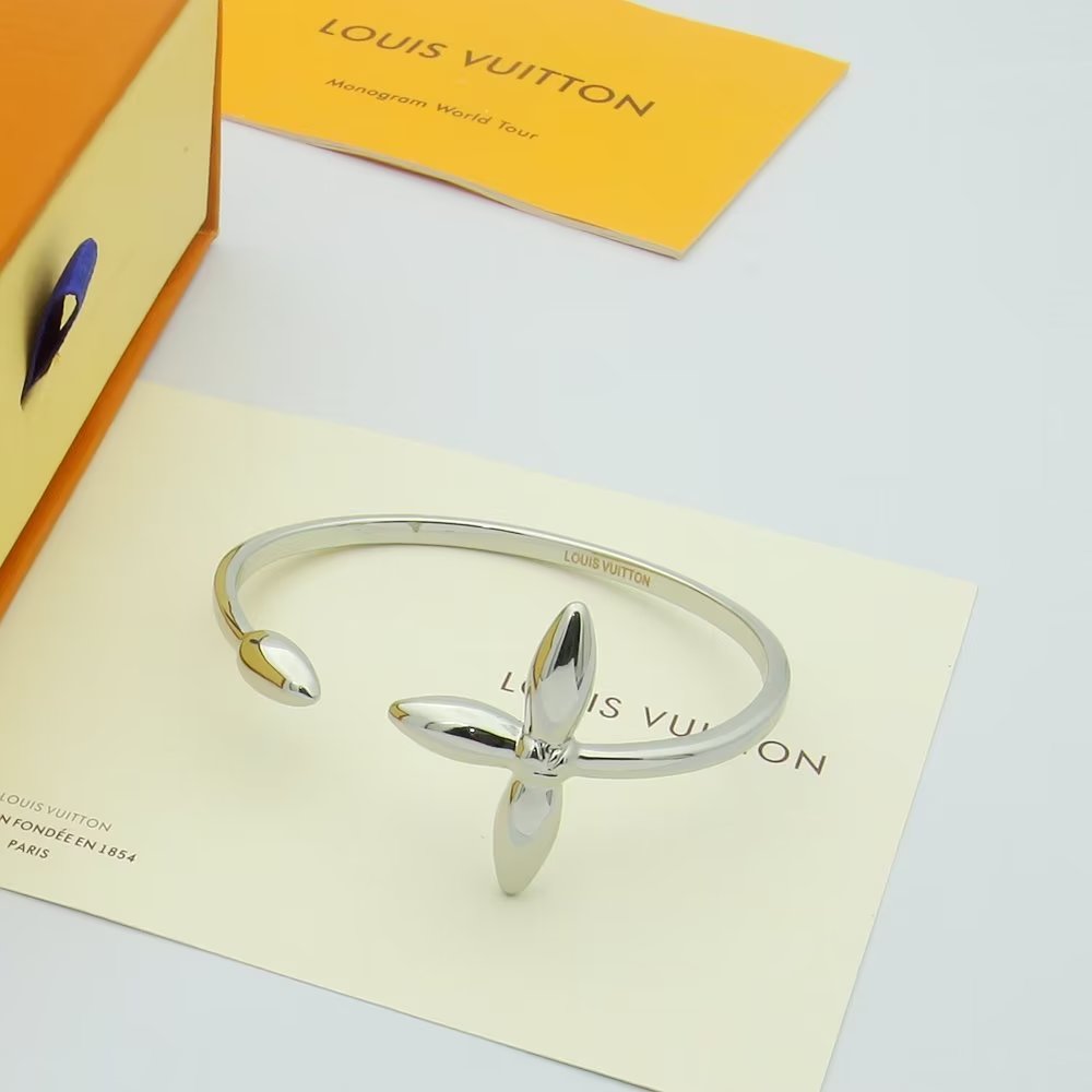 Louis Vuitton Louisette Bracelet - DopestKickz
