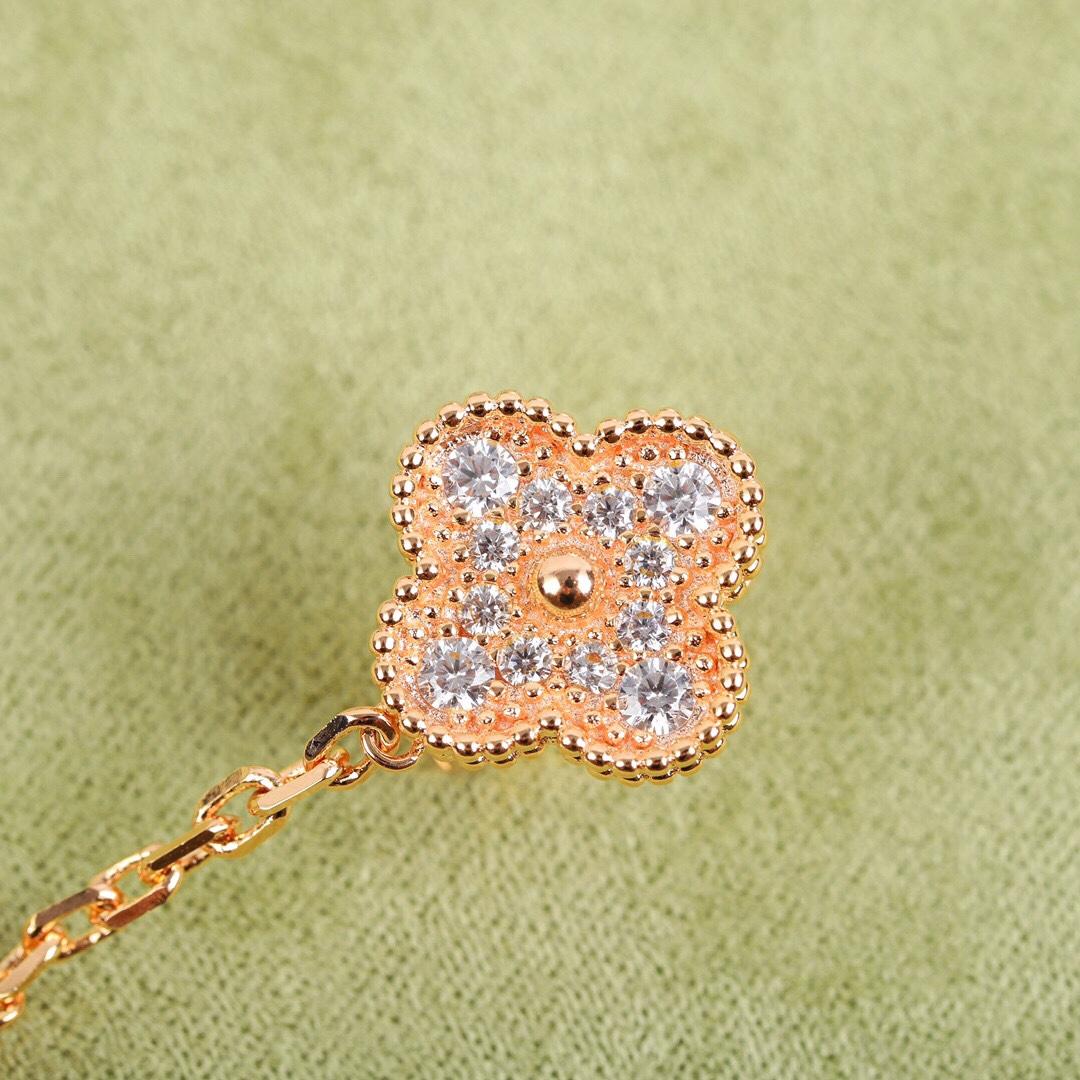 Van Cleef & Arpels Magic Alhambra Earrings, 2 Motifs - DopestKickz