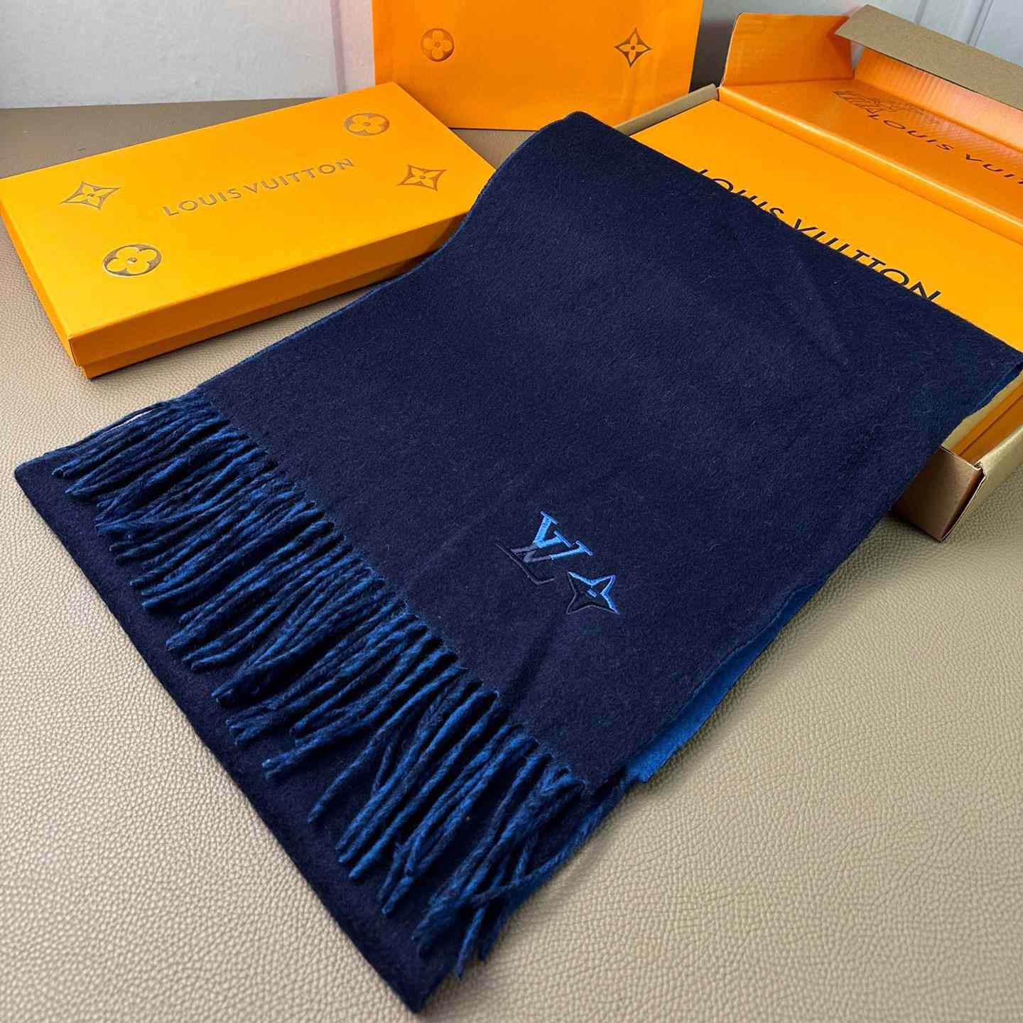 Louis Vitton LV Dual Scarf - DopestKickz