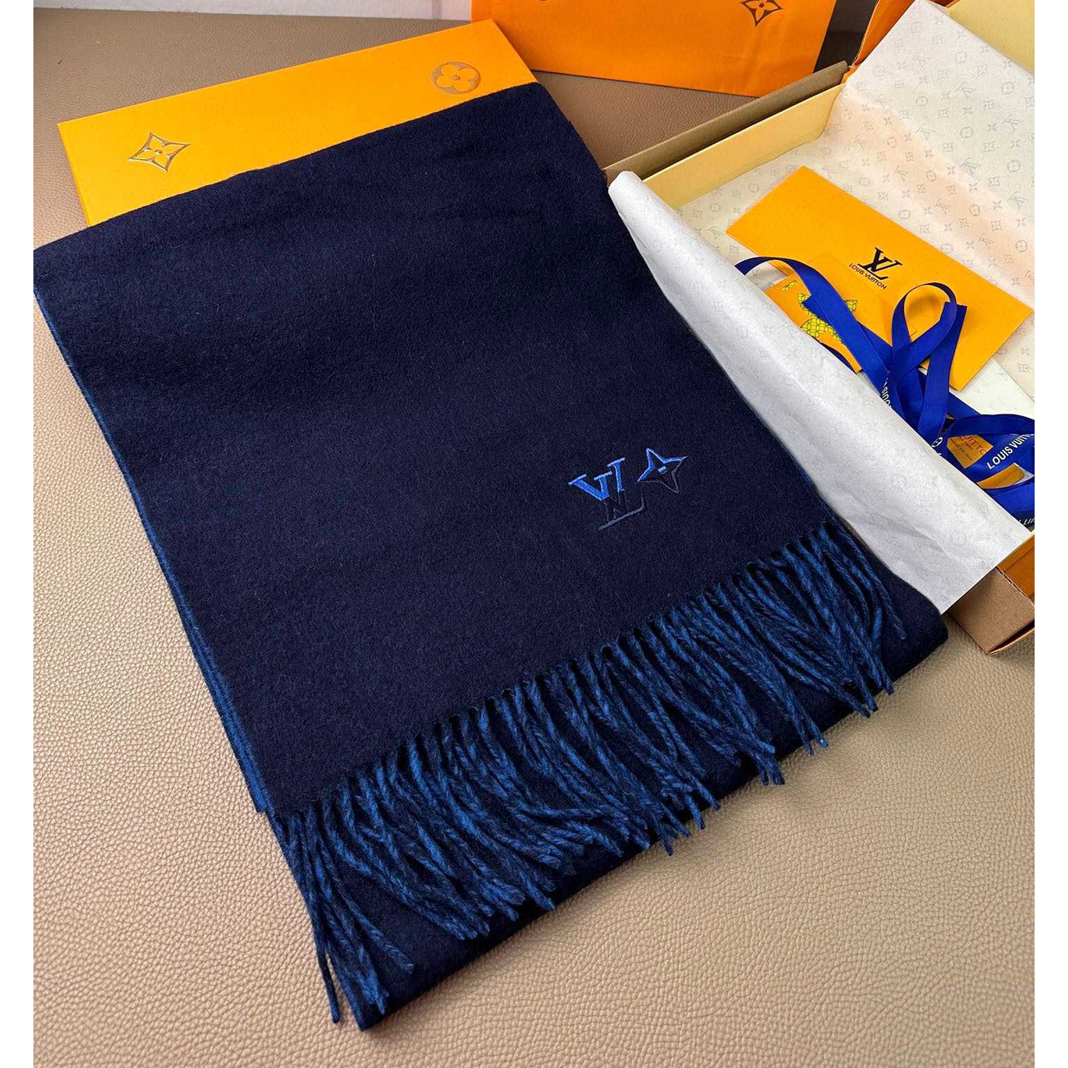 Louis Vitton LV Dual Scarf - DopestKickz