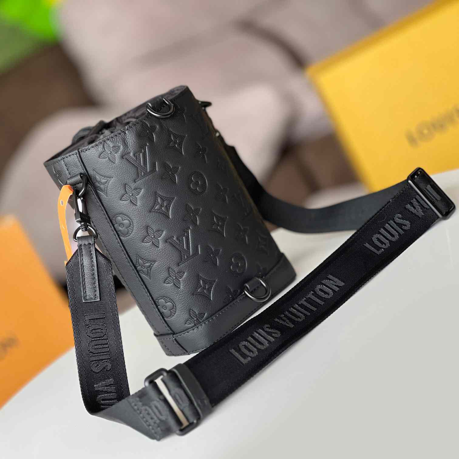 Louis Vuitton Noe Sling    M82248 - DopestKickz