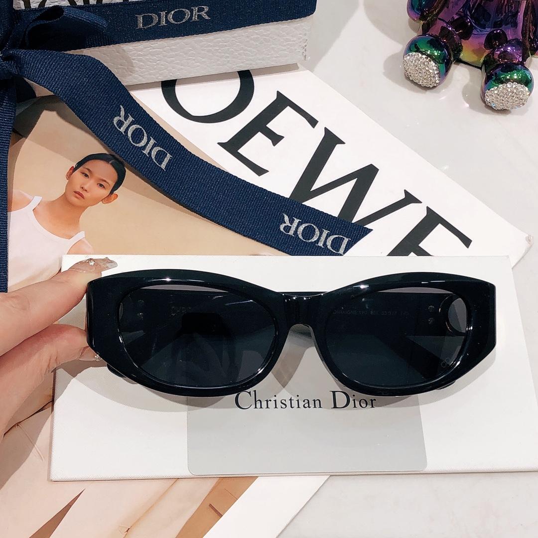 Dior 30Montaigne S9U Sunglasses - DopestKickz