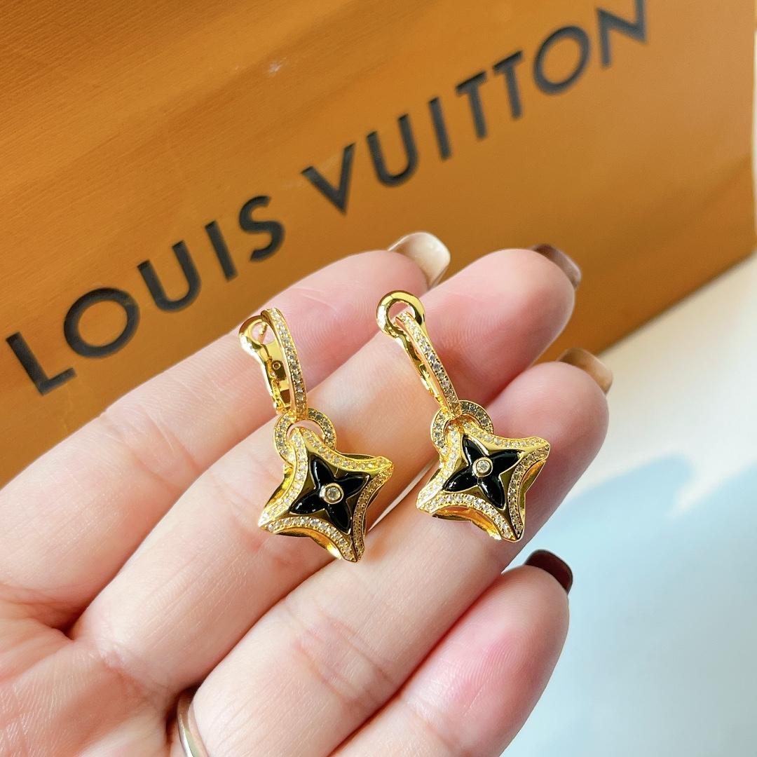 Louis Vuitton Ever Blossom Earrings   Q9696 - DopestKickz