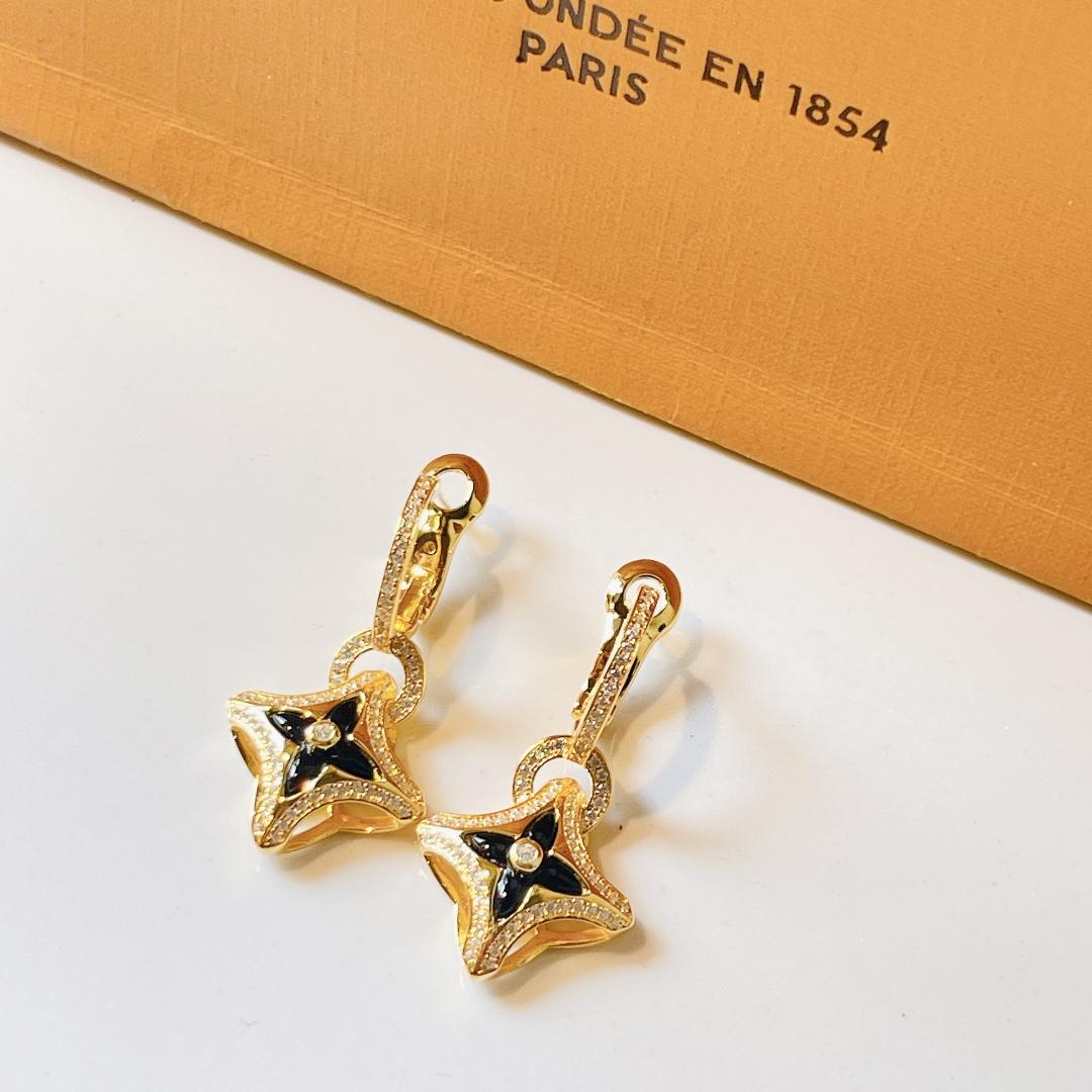 Louis Vuitton Ever Blossom Earrings   Q9696 - DopestKickz