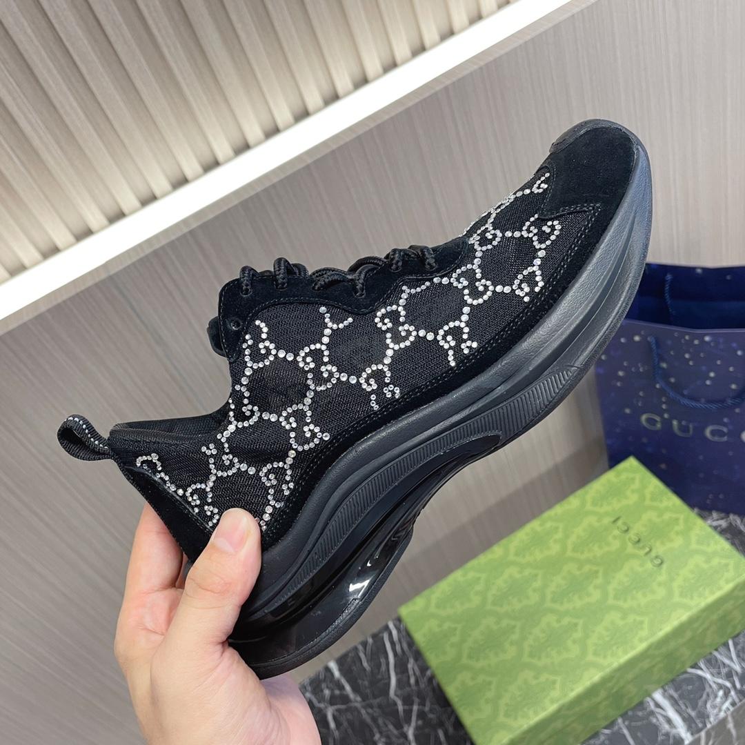 Gucci Women's Run Sneaker - DopestKickz