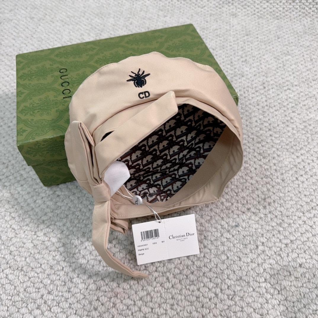 Dior Arty Dior Oblique Beret With Bow - DopestKickz