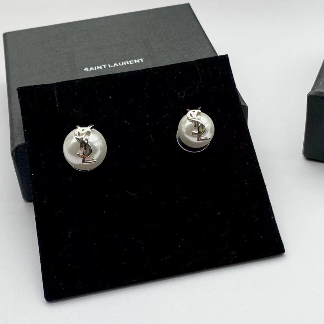 Saint Laurent Cassandre Pearl Earrings In Metal - DopestKickz