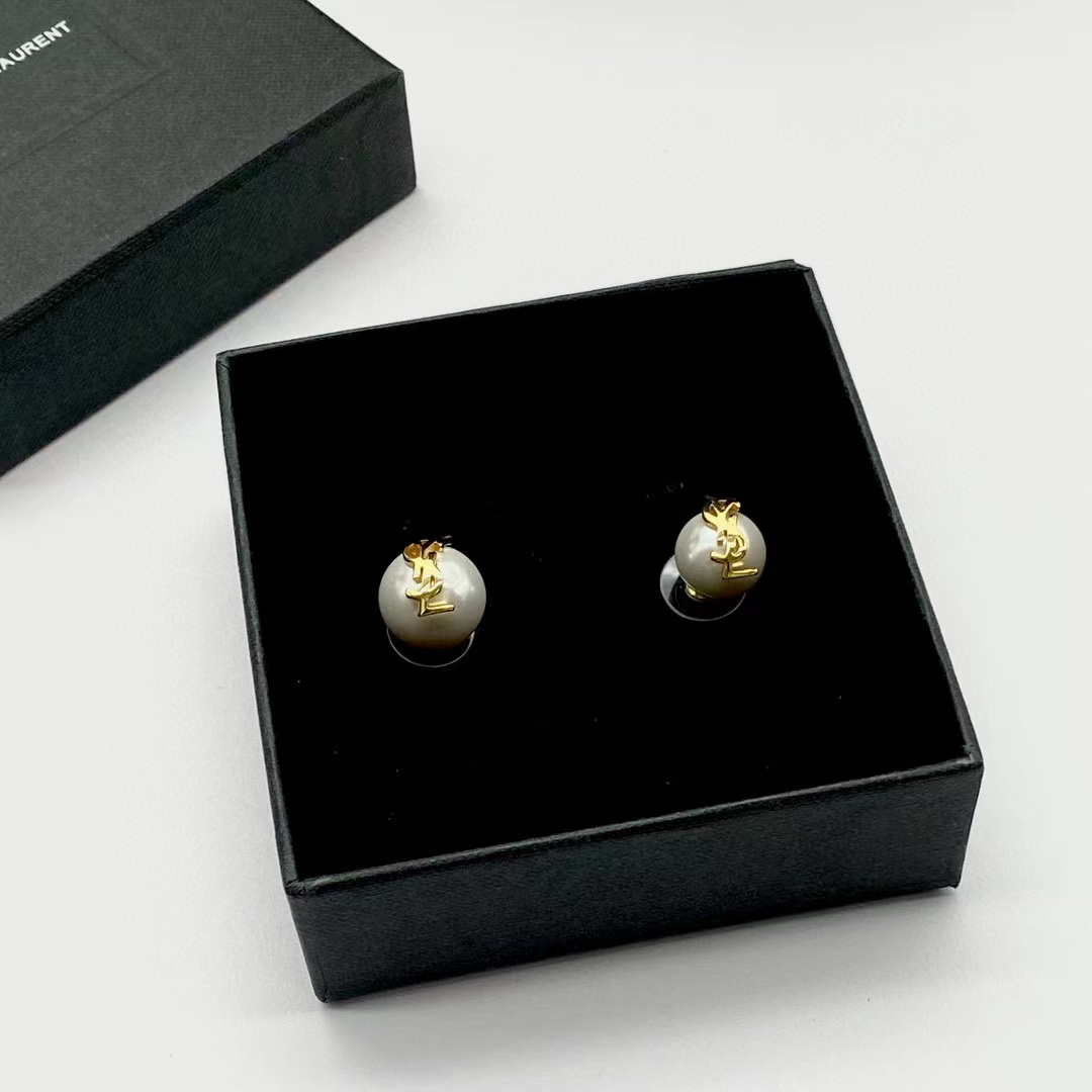Saint Laurent Cassandre Pearl Earrings In Metal - DopestKickz