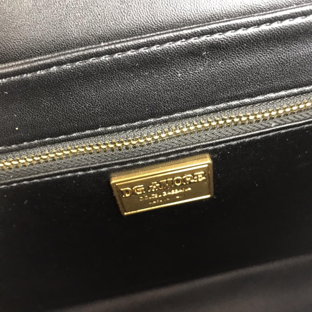 Dolce & Gabbana Small Dg Amore Bag  (27*18*8cm) - DopestKickz