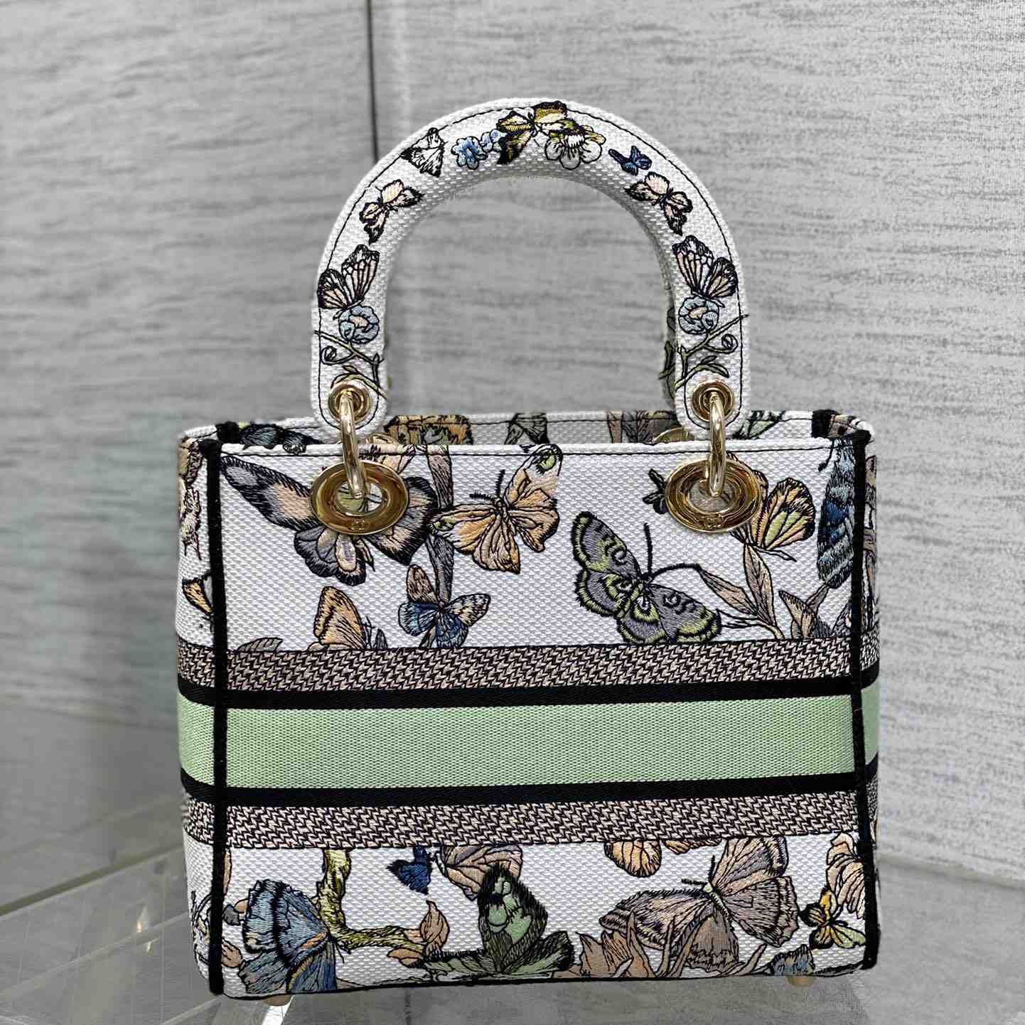 Dior Medium Lady D-lite Bag - DopestKickz