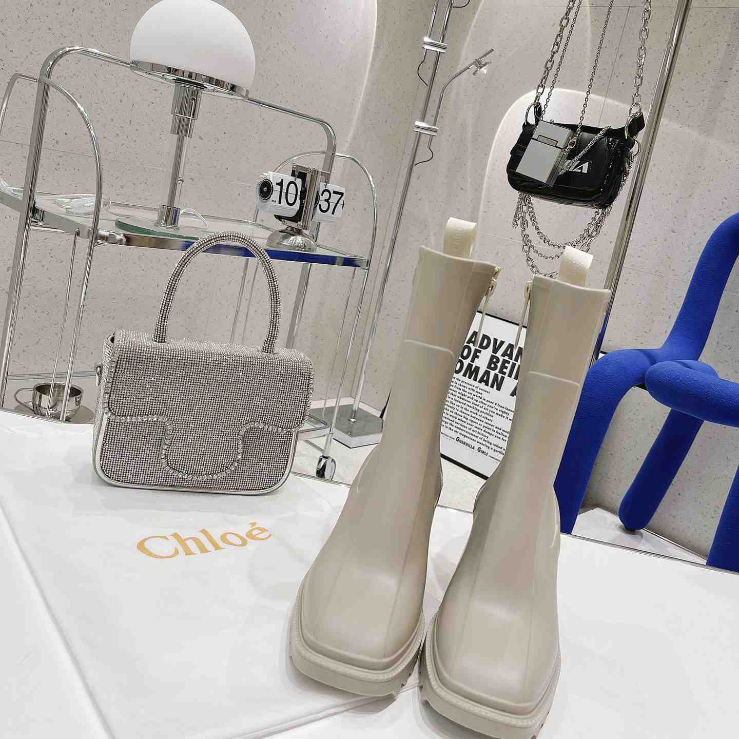 Chloe Debossed-logo Chunky Boots - DopestKickz