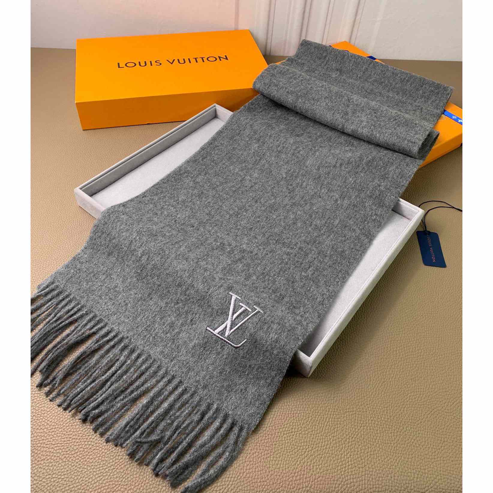 Louis Vuitton Jhelam Scarf - DopestKickz