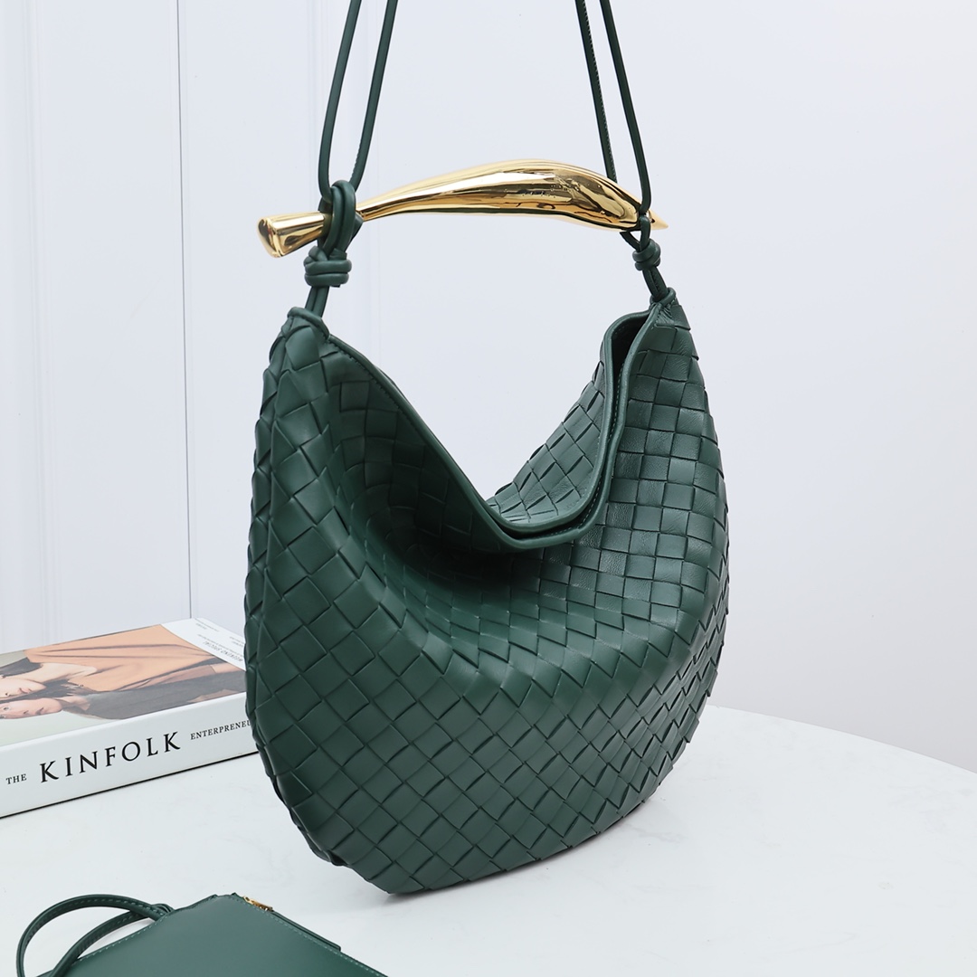 Bottega Veneta Medium Sardine - DopestKickz