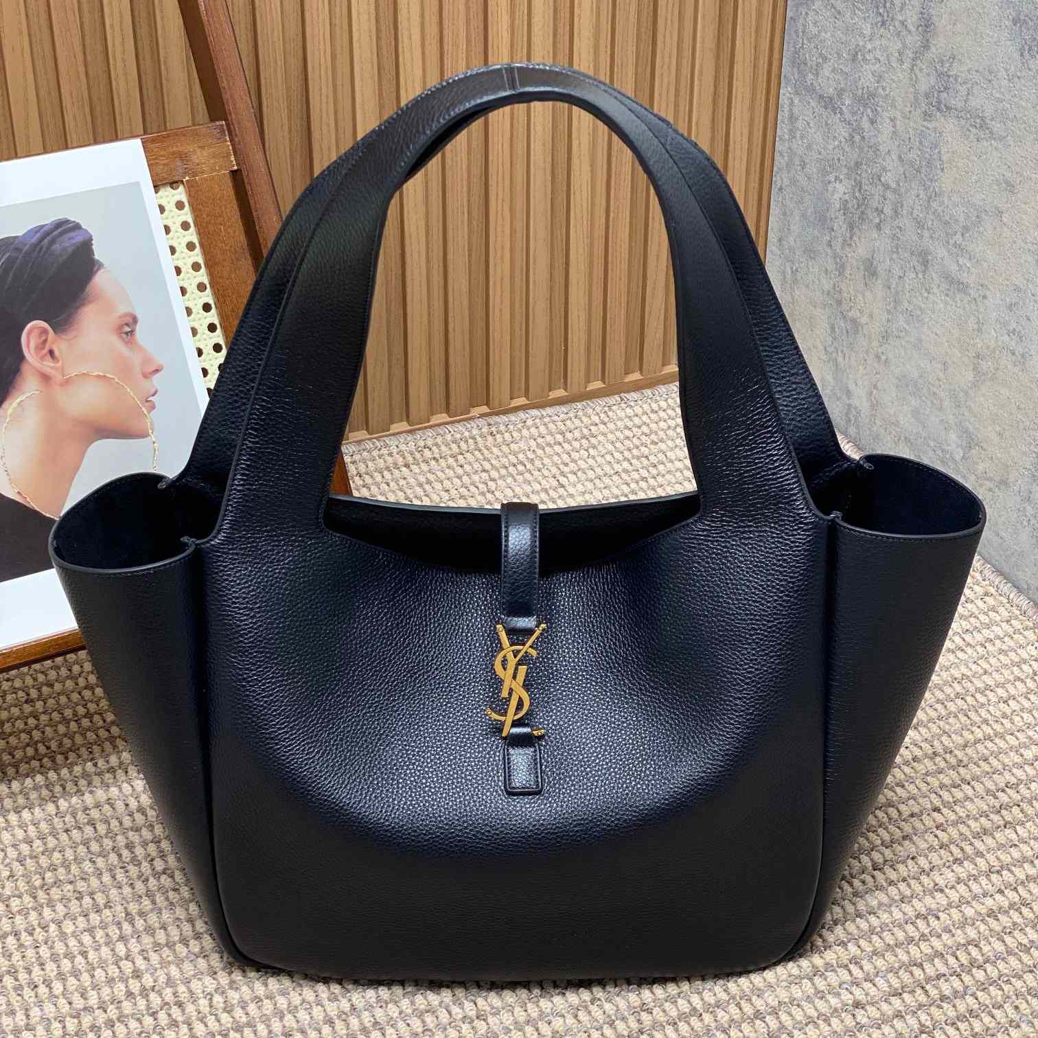 Saint Laurent Bea Tote In Grained Leather - DopestKickz