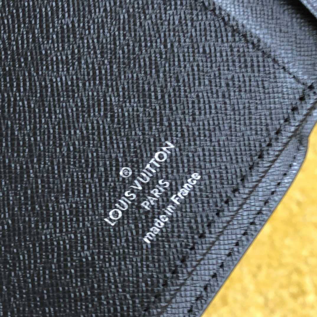 Louis Vuitton Brazza Wallet (19-10-2cm)      - DopestKickz