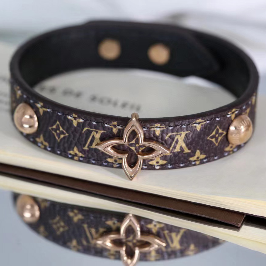 Louis Vuitton Bracelet Nano Monogram - DopestKickz