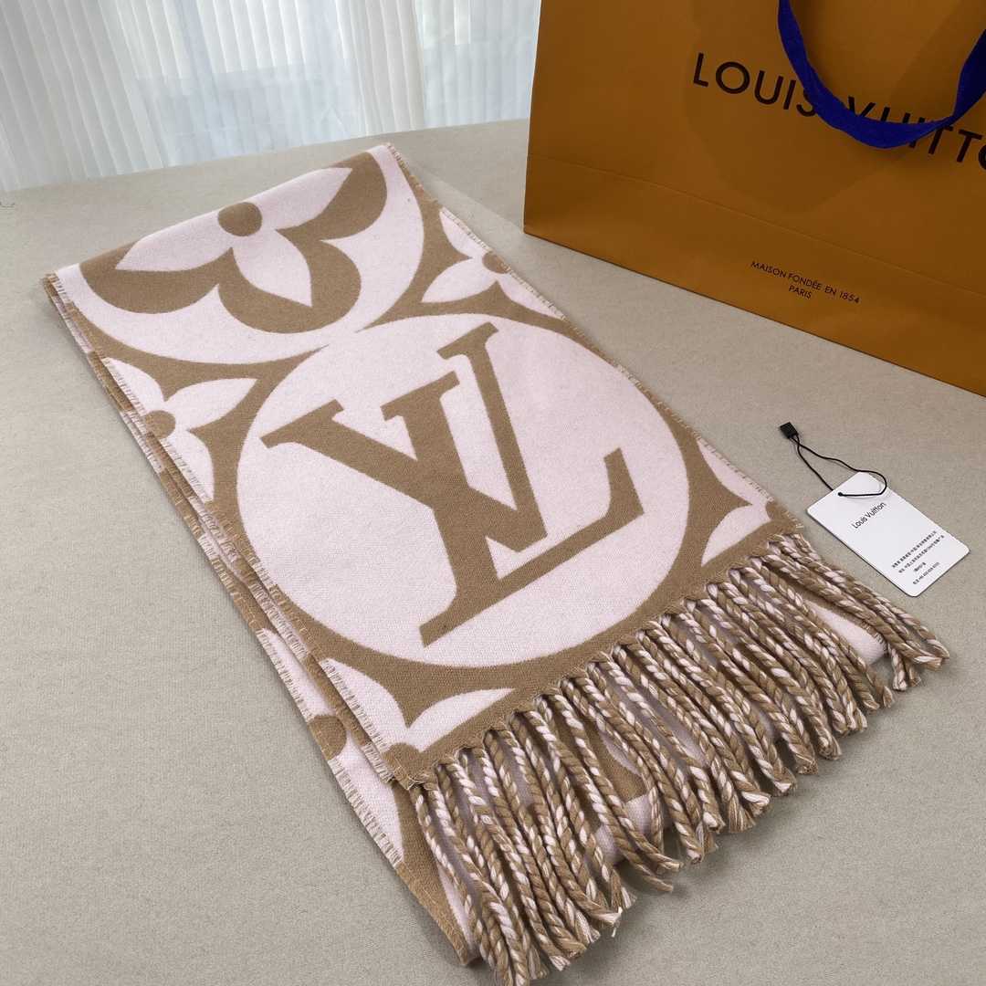 Louis Vuitton LV Medallion Scarf - DopestKickz