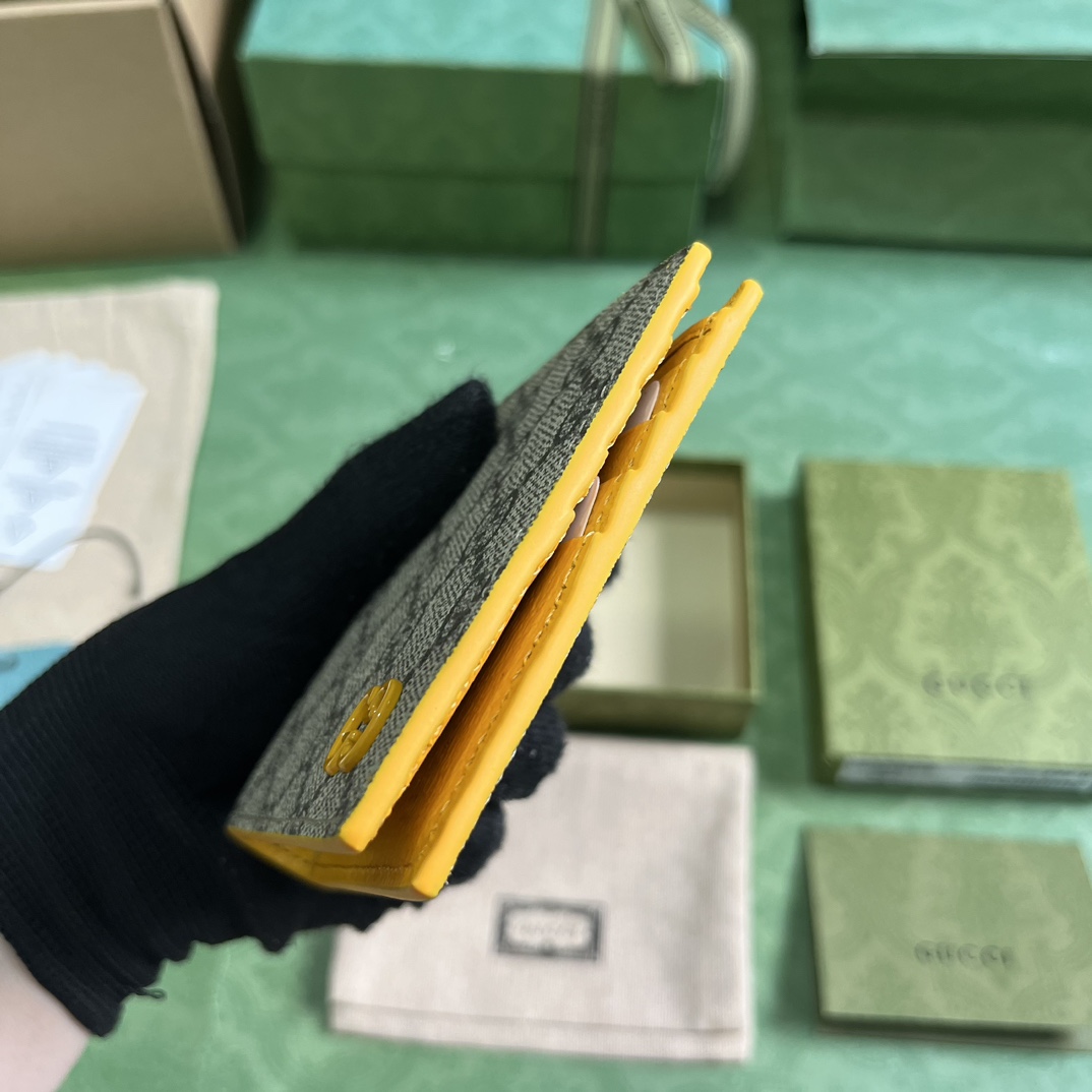 Gucci Wallet With GG Detail - DopestKickz