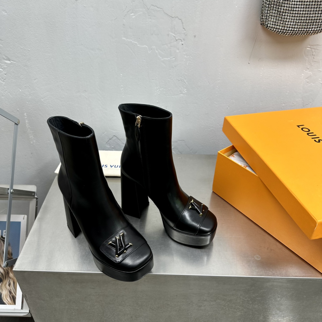 Louis Vuitton Shake Ankle Boot - DopestKickz