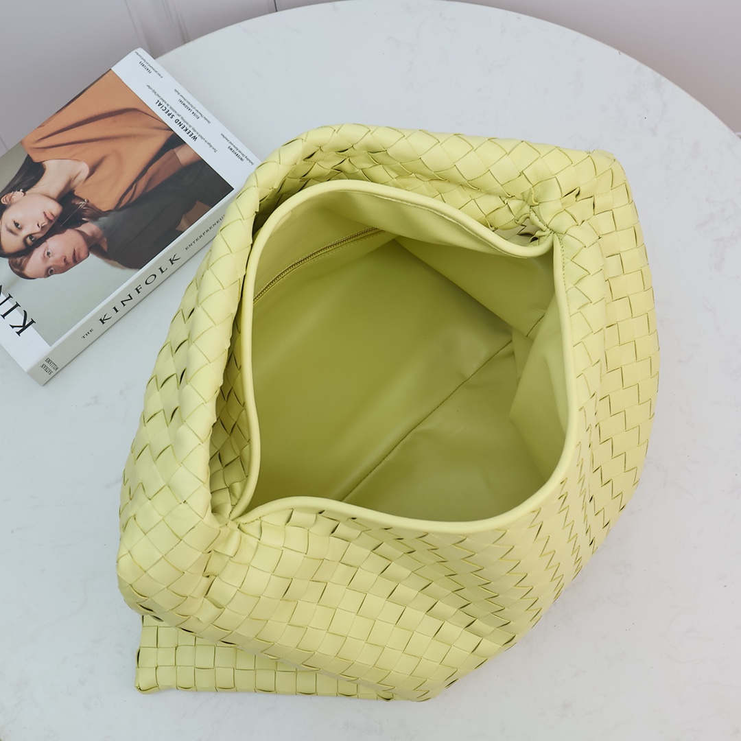 Bottega Veneta Large Hop - DopestKickz
