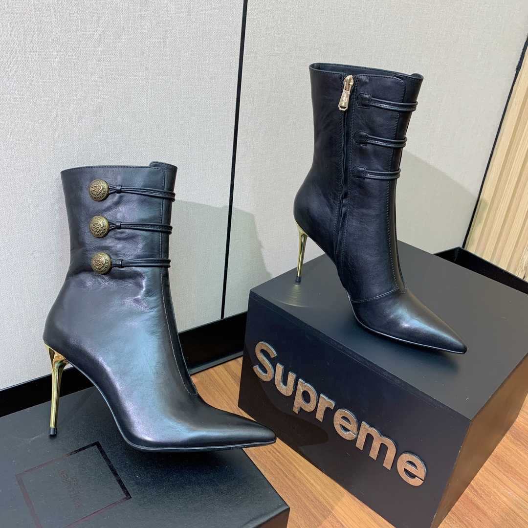 Balmain Alma Leather Ankle Boots - DopestKickz